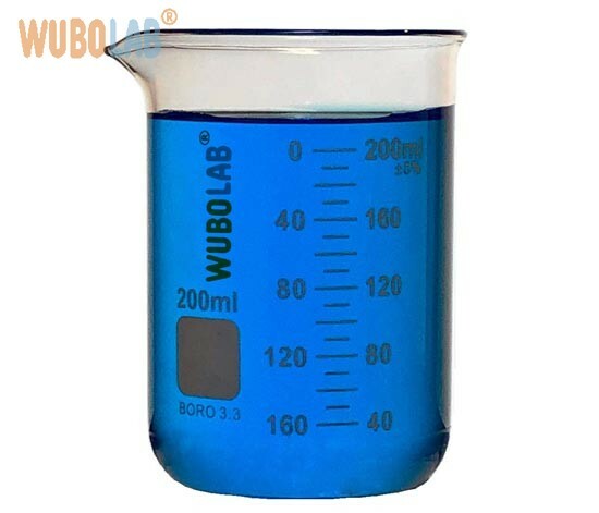 Low form borosilicate beaker with double capacity scale